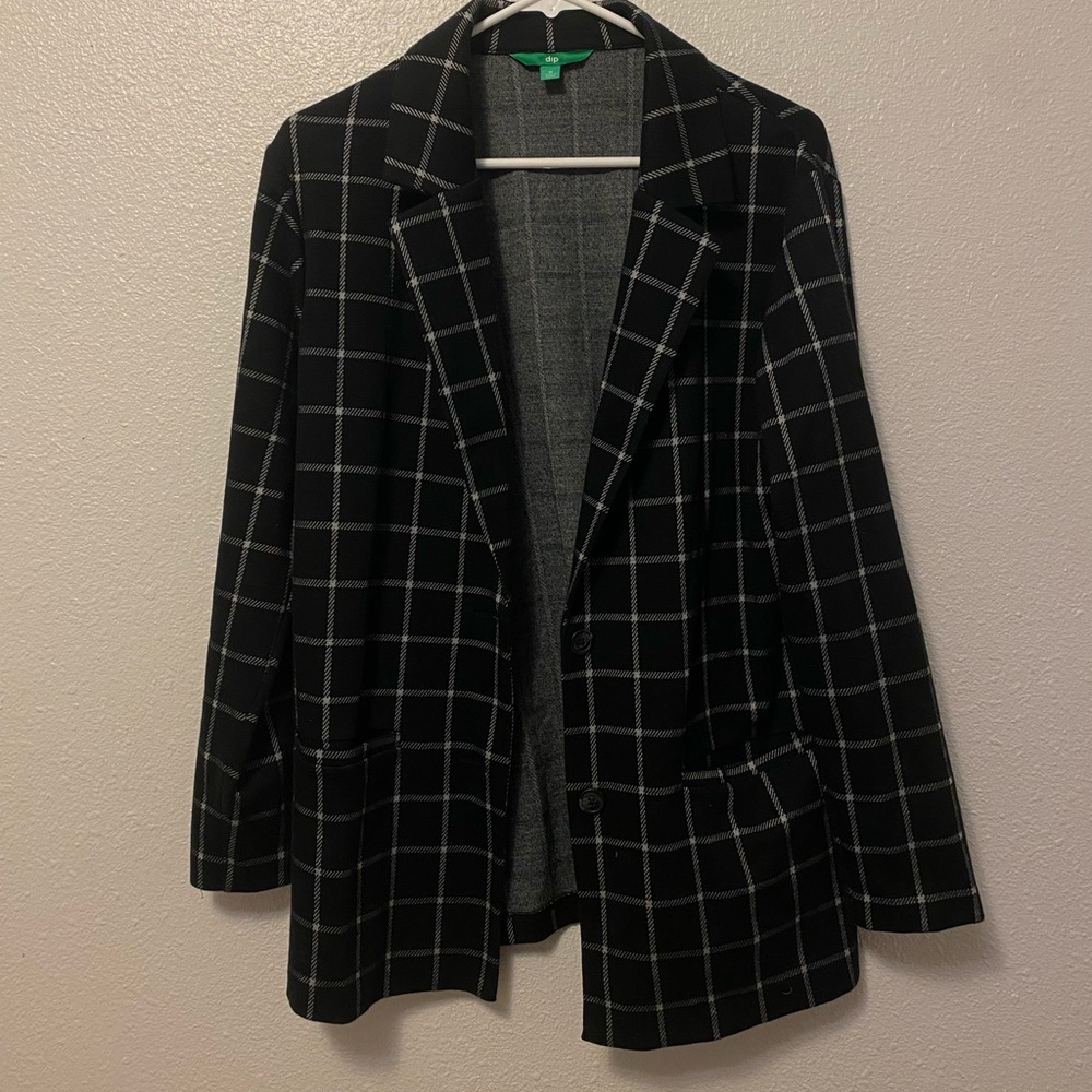 Black and White plaid blazar